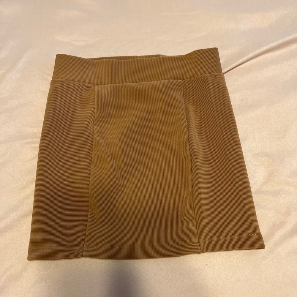 Forever 21 fitted skirt
